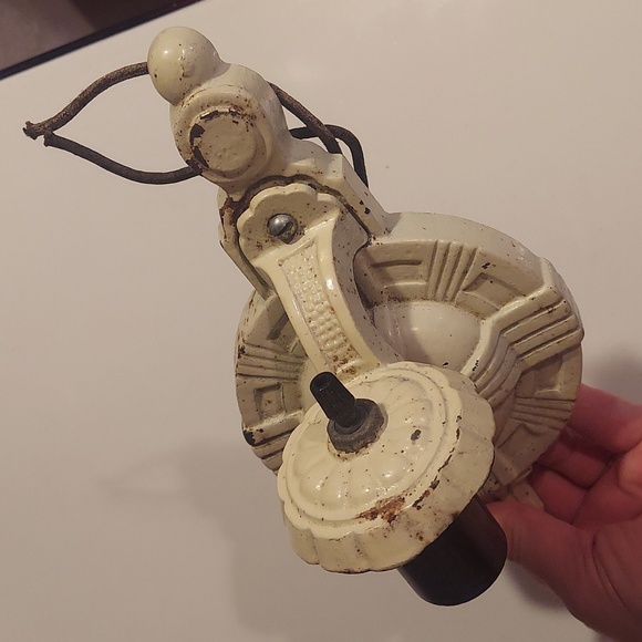 Art Deco Cast Iron Wall Sconce Light - Picture 8 of 13